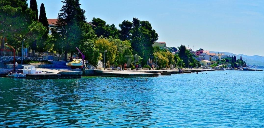 Apartmani Milutin Brodarica  Exteriér fotografie