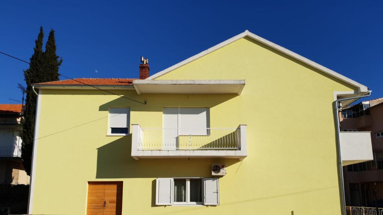 Apartmani Milutin Brodarica  Exteriér fotografie