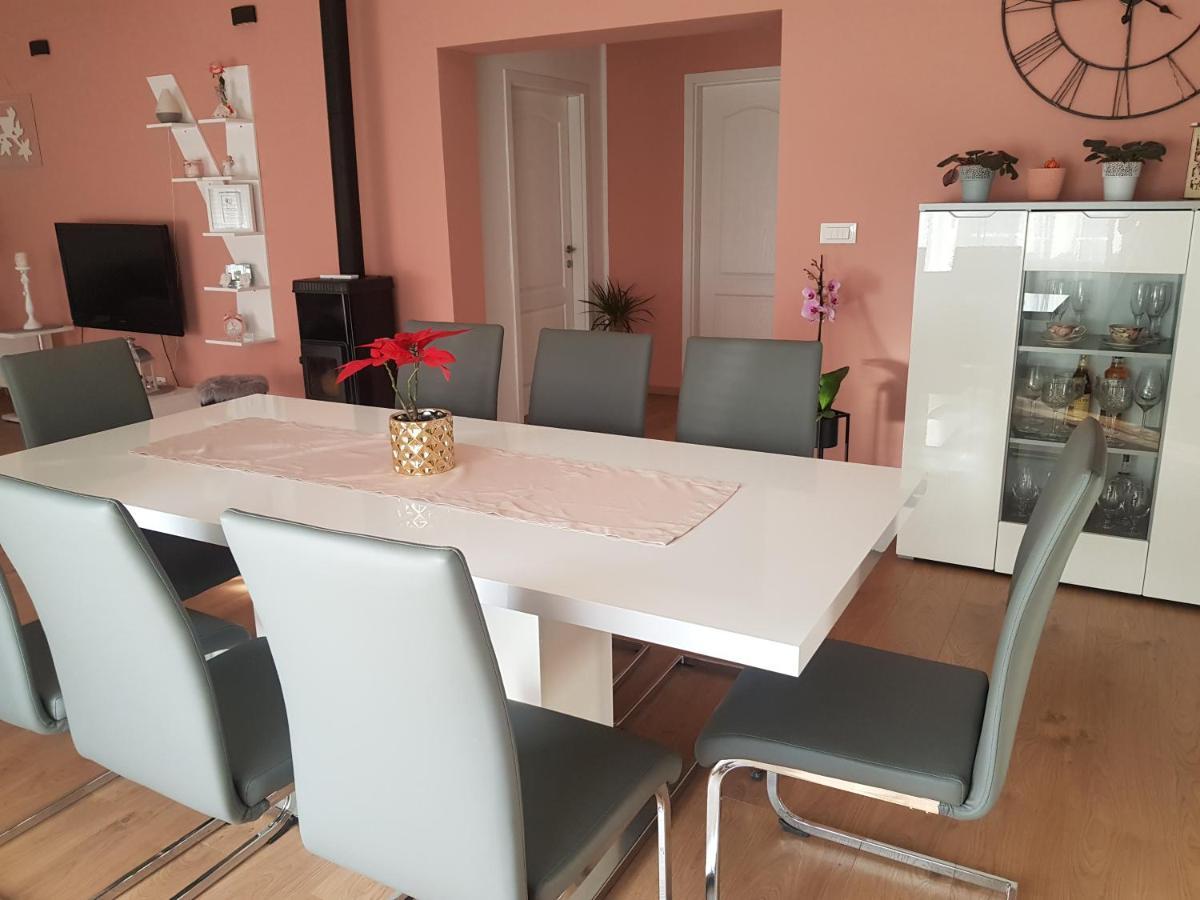 Apartmani Milutin Brodarica  Exteriér fotografie